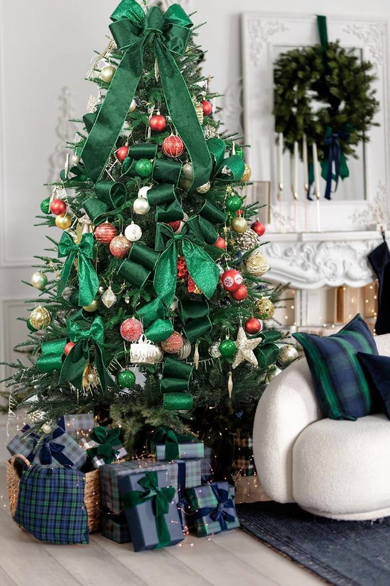 Velvet Wired Ribbon 4 Inch Forest Green Christmas Tree Double-Sided Glitter Wire for Wreaths, Tree Top Bows, Garland, Staircases, Decor Crafts - 10 Yards