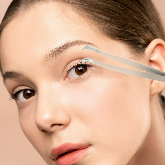 HOOWIFFY Portable Precision Eyelash Tweezers in Beige for Easy False Lash and Sticker Application
