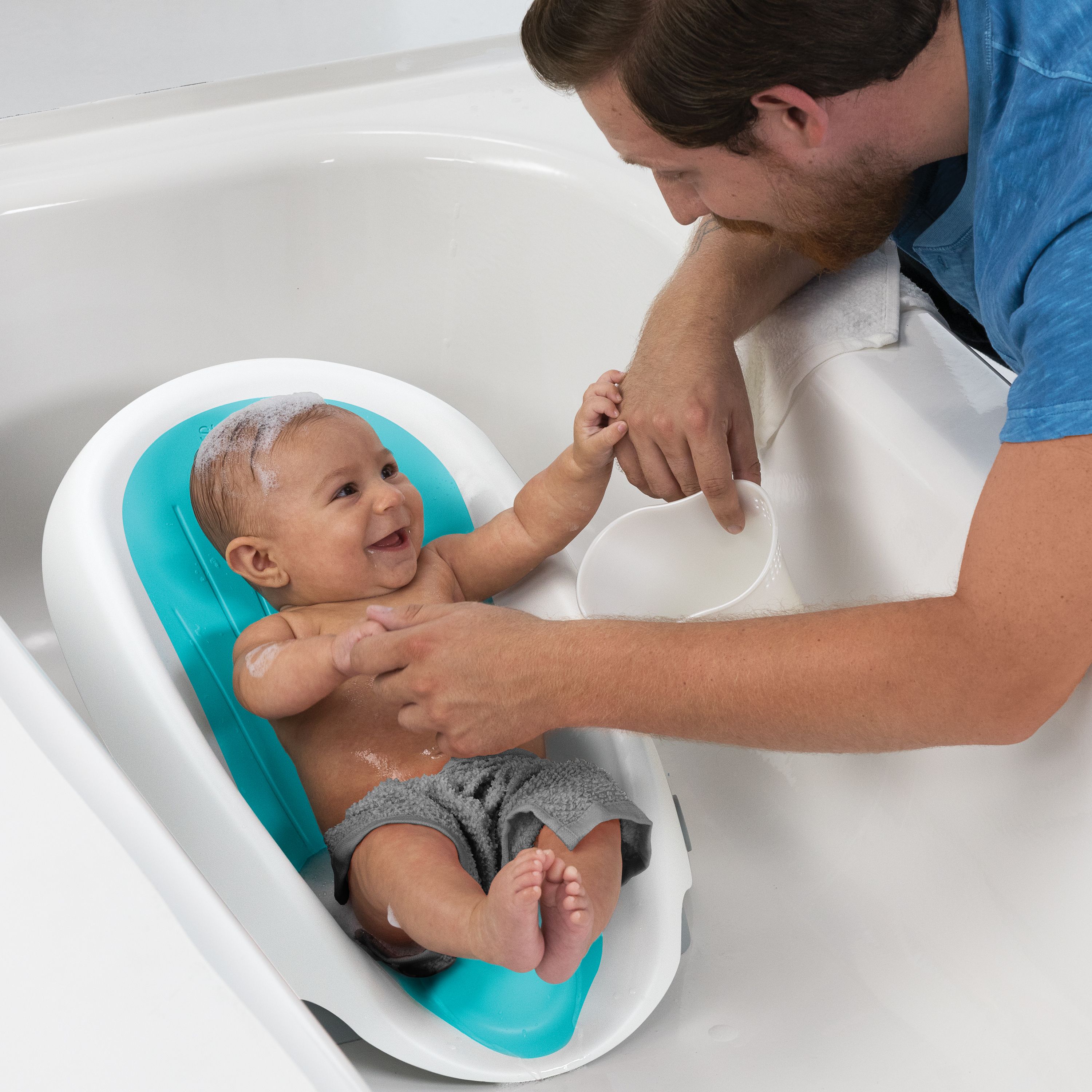 Summer Infant Clean Rinse Baby Bather (Aqua) Bath Support for Use on the Counter,in the Sink or in the Bathtub, Has 3 Reclining Positions and Soft, Quick-Dry Material-Use from Birth until Sitting Up