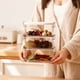 thumbnail image 5 of Especiero de plástico transparente con compartimentos divididos | Organizador de cocina de 15 x 12 x 8 cm para condimentos, sal, pimienta y azúcar | Tapa hermética con asa, 5 of 6