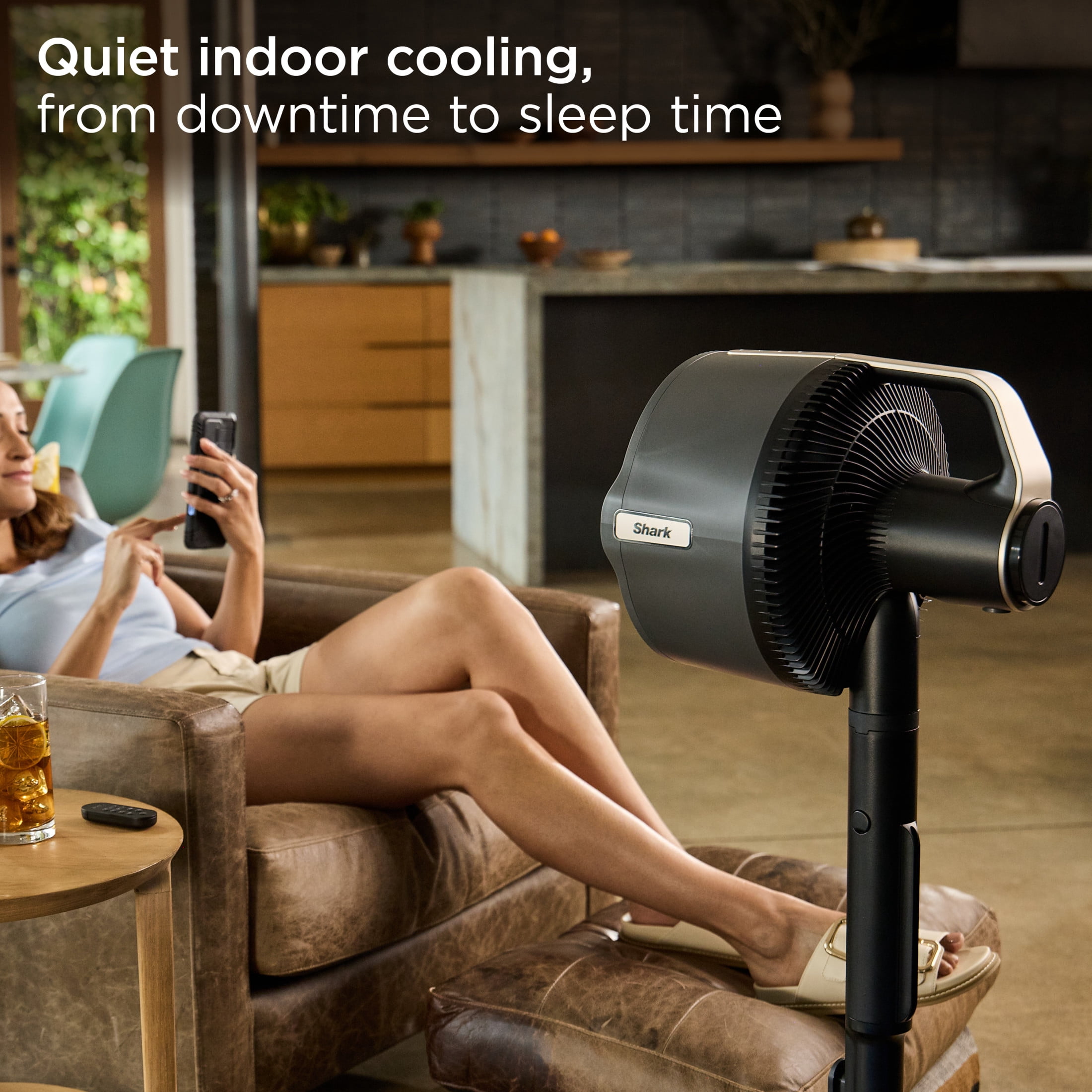 Shark FlexBreeze Pro Mist Fan, Indoor & Outdoor, Integrated Misting, Pedestal to Tabletop, Corded or Cordless, Up to 24-Hr Battery, Oscillating, FA302 Charcoal Grey