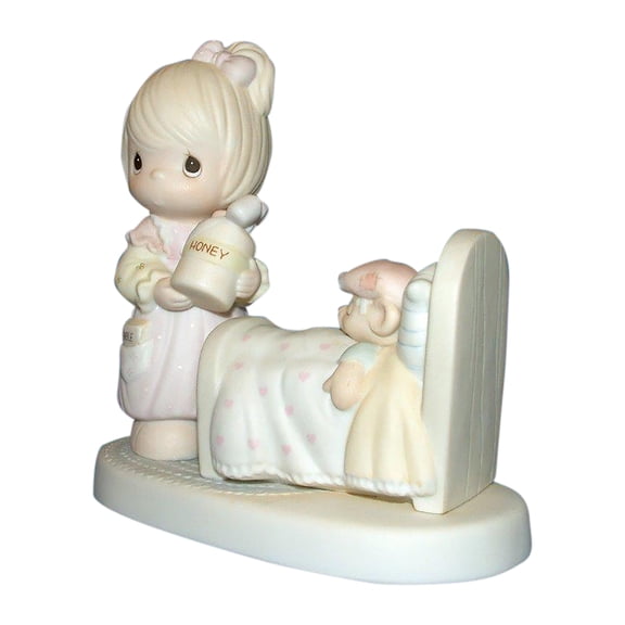 Precious Moments Figurine: 100102 Make Me a Blessing (5.5")