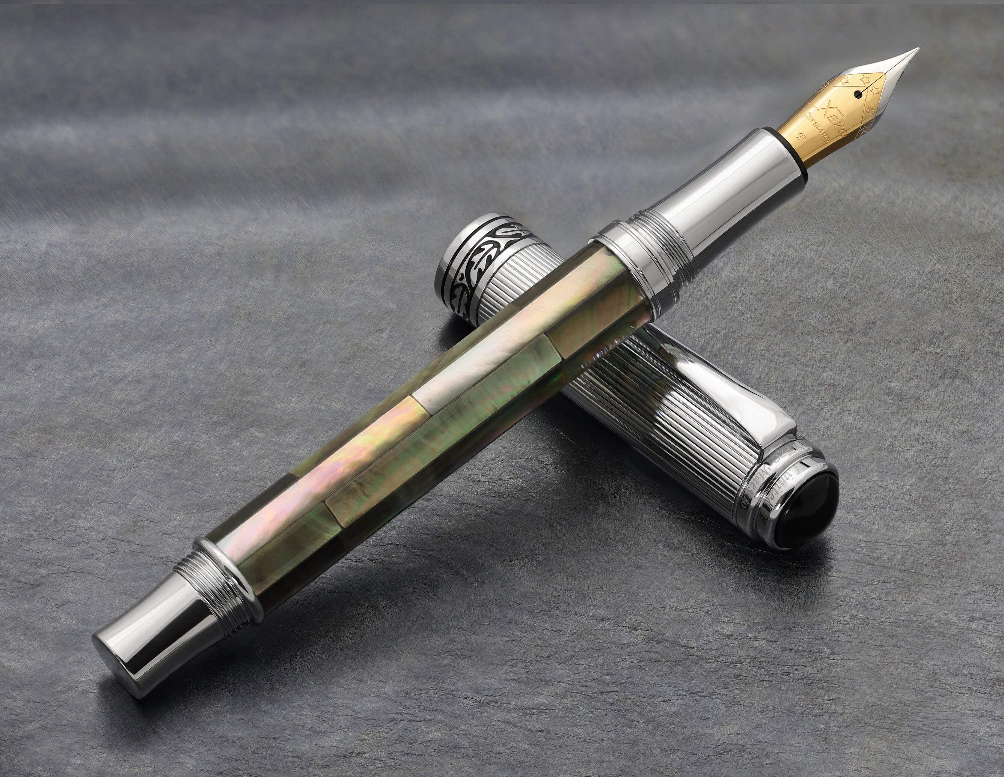 Xezo Xezo Maestro® Black Mother of Pearl Fountain Pen (Fine Nib) - Chrome Plated