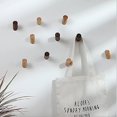 thumbnail image 2 of Gancho de pared de madera Ganchos para abrigos para decoración de bolsas de sombreros de tela de puerta delantera - 4 piezas (marrón nogal, 8 cm) TUNC Sencillez, 2 of 5