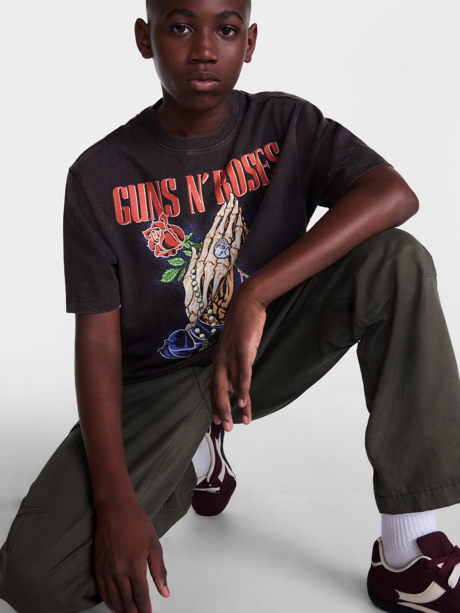 Weekend Academy Boys Guns N Roses Garment Washed Graphic Tee with Short Sleeves, Sizes 4-18