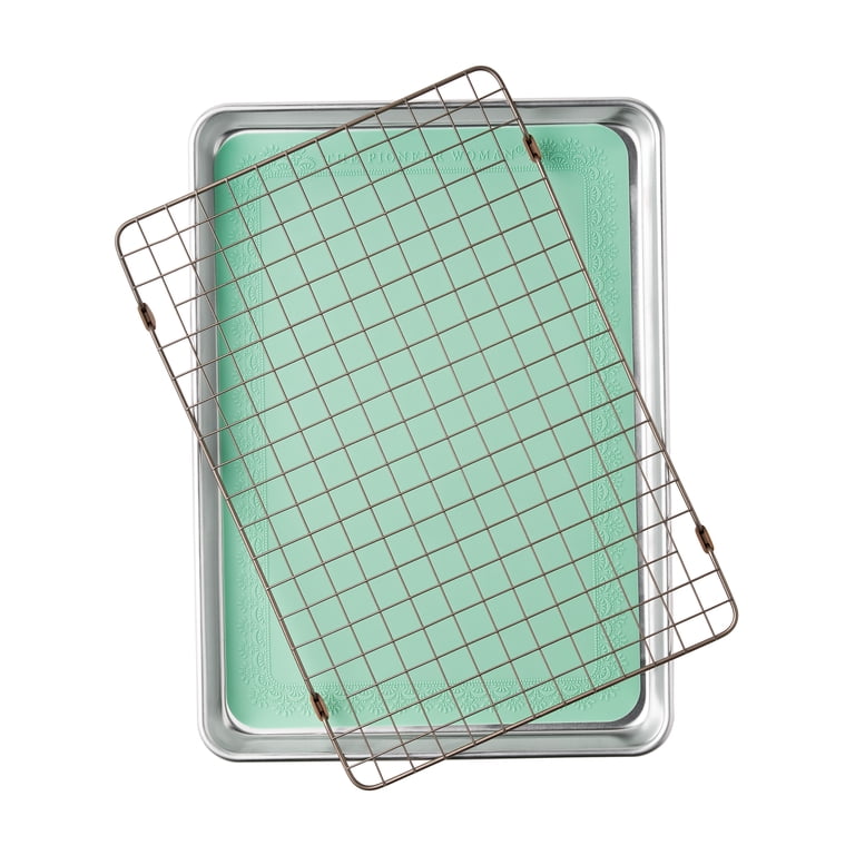 The Pioneer Woman 3-Piece Aluminum Sheet Pan Baking Set photo 1