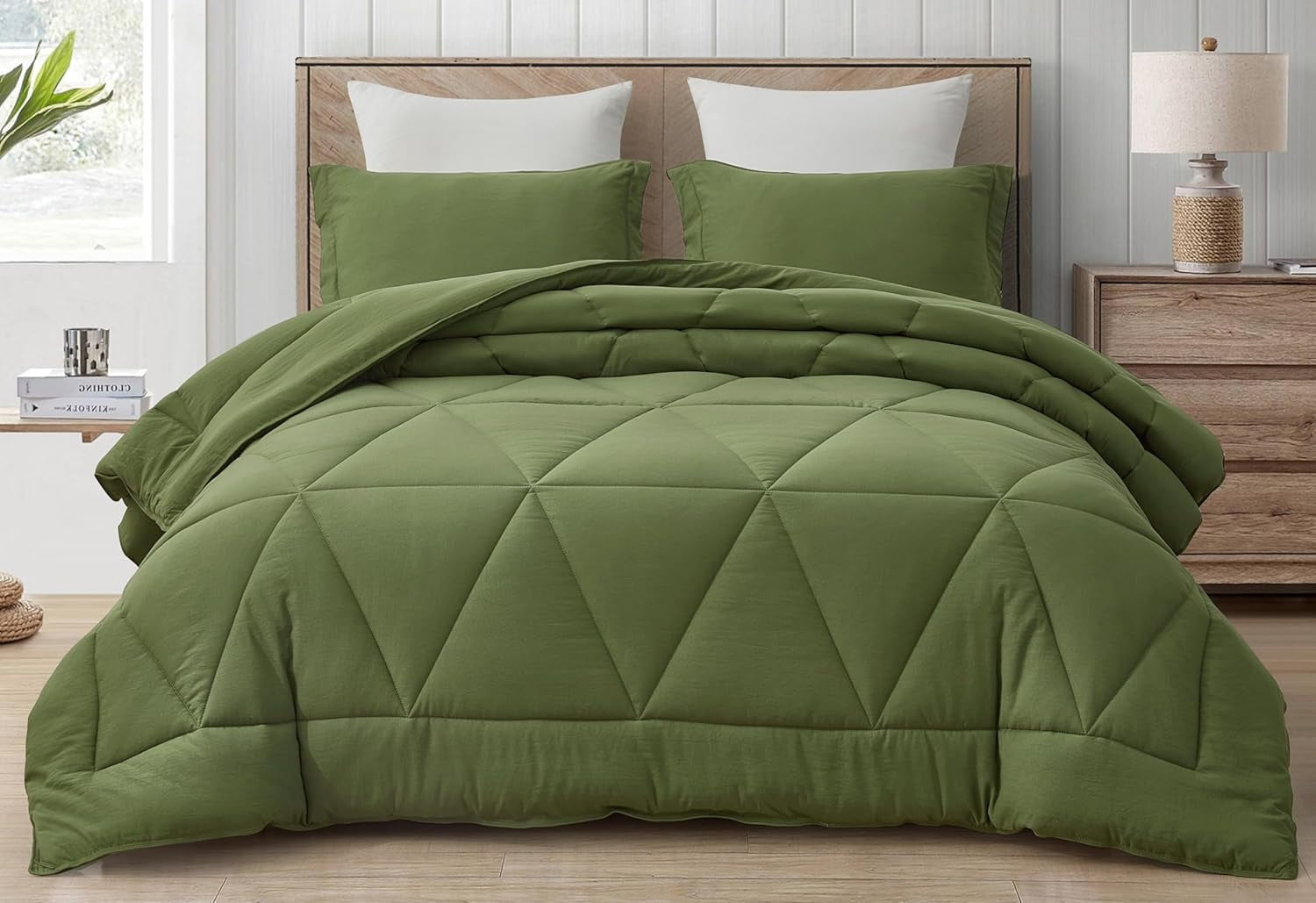 Chezmoi Collection Rory Olive Green Comforter Set Oversized Queen Size 3-Piece Fluffy Soft Lightweight Bedding Triangle Quilted Stone-Washed Microfiber Comforter Set for All Season