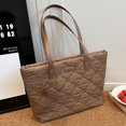 thumbnail image 3 of Bolso de mano acolchado con diamantes para mujer bolso ligero para las axilas bolso informal para citas de invierno, 3 of 9