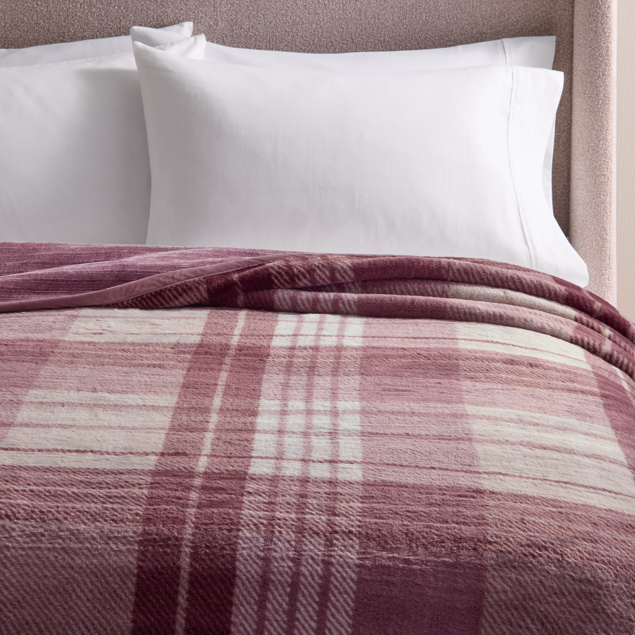Better Homes & Gardens Chenille Bed Blanket, Violet, Queen Size, 90 x 96 in