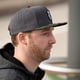 thumbnail image 5 of Gorra Trucker R RICHARDSON 511 Flatbill Snapback Gris y Negro, 5 of 7