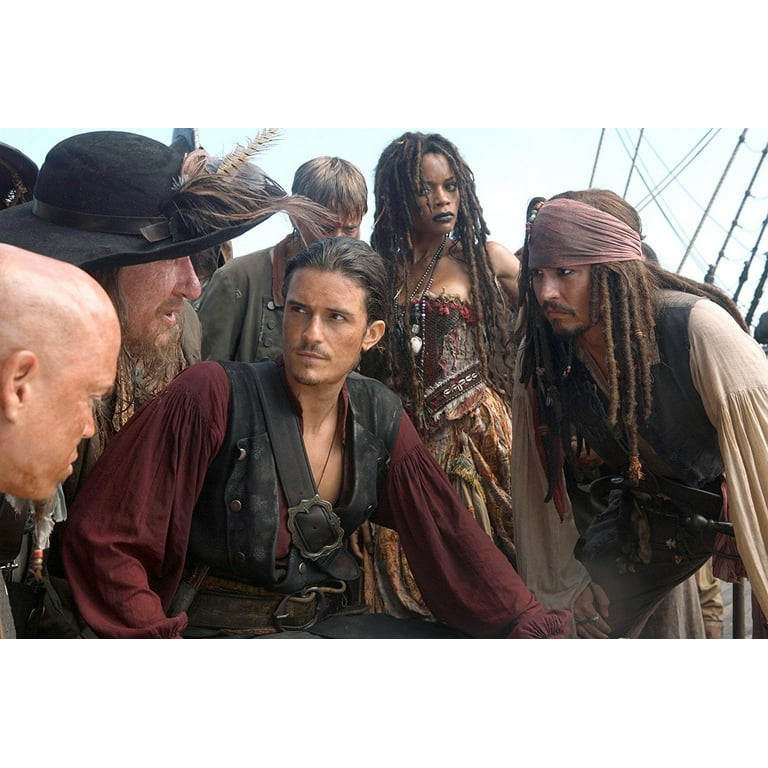  Pirates of the Caribbean: At World's End [Blu-ray] : Johnny  Depp, Keira Knightley, Orlando Bloom, Gore Verbinski: Movies & TV