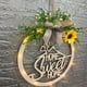 thumbnail image 2 of Letrero De Bienvenida Para Puerta Delantera Colgadores De Puerta De Madera Rústica Con Luz De Cadena Girasol Letrero De Corona De Bienvenida Para Decoración De Porche Delantero De Granja Eigraketly HA037177-00, 2 of 6