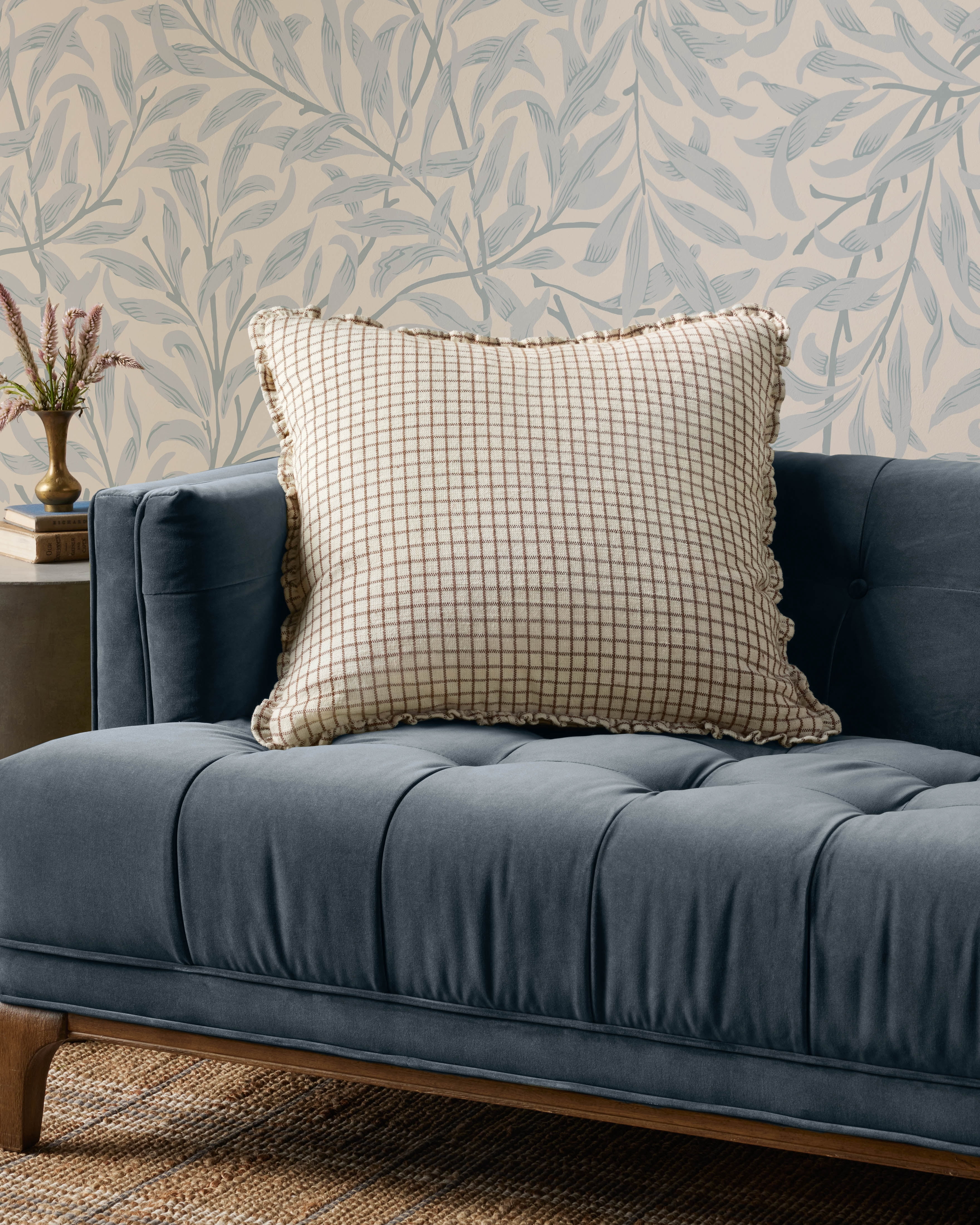 Chris Loves Julia x Loloi Dinah Ivory / Earth 22'' x 22'' Decorative Pillow