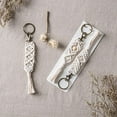 thumbnail image 4 of Mini llaveros de macramé Boho Macrame Bag Charms con borlas Lindos accesorios hechos a mano para llaves de coche, monedero, teléfono, cartera, regalo único, suministros para fiestas, blanco natural, paquete de 3 ER, 4 of 5