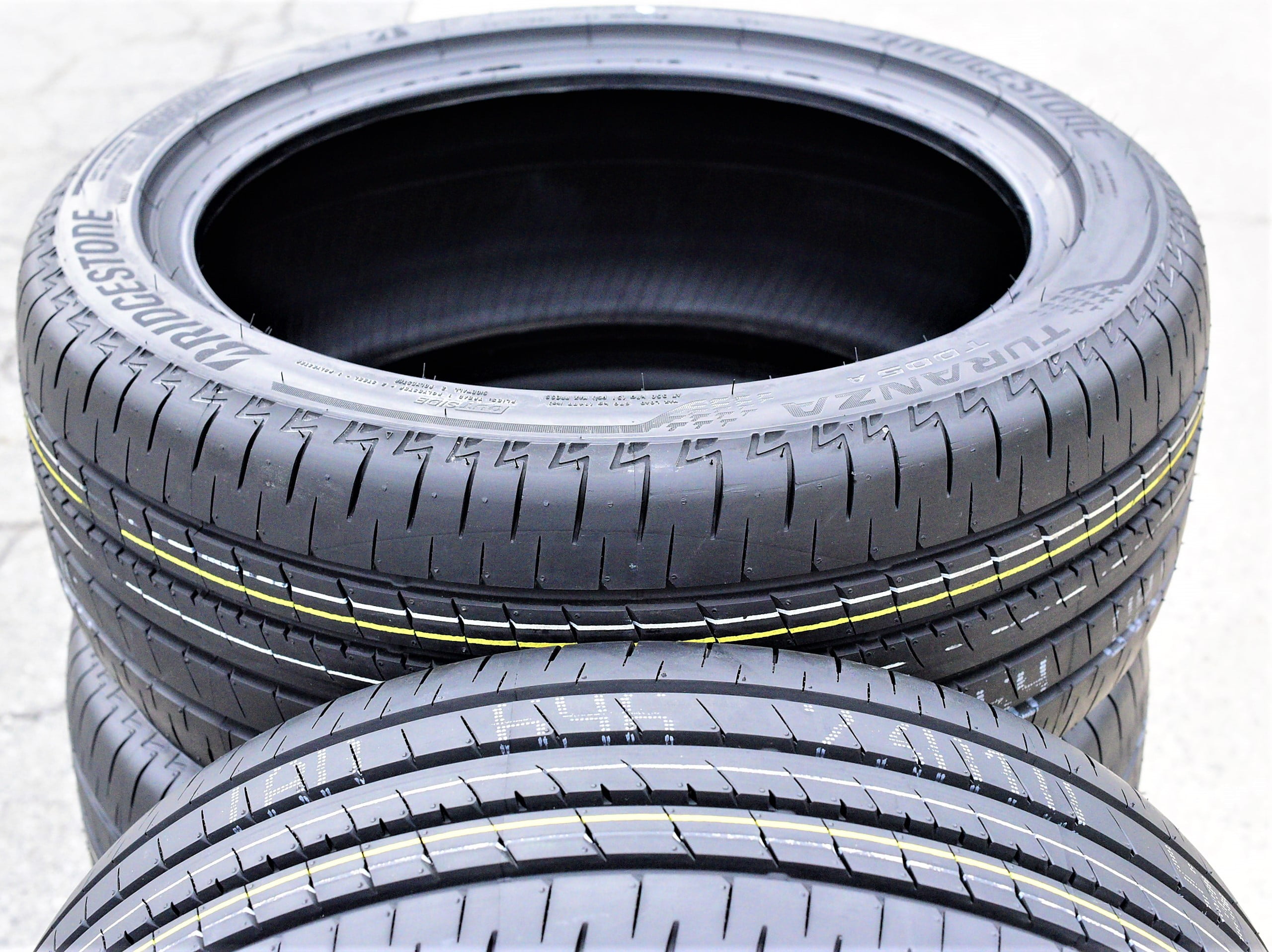 Bridgestone Turanza T005A Performance Tire 205/50R17 89V for