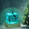 thumbnail image 1 of Adorno de resina marina luminosa con luz USB de 7 colores - Luz nocturna azul de ballena oceánica para decoración de dormitorios y oficinas, 1 of 7