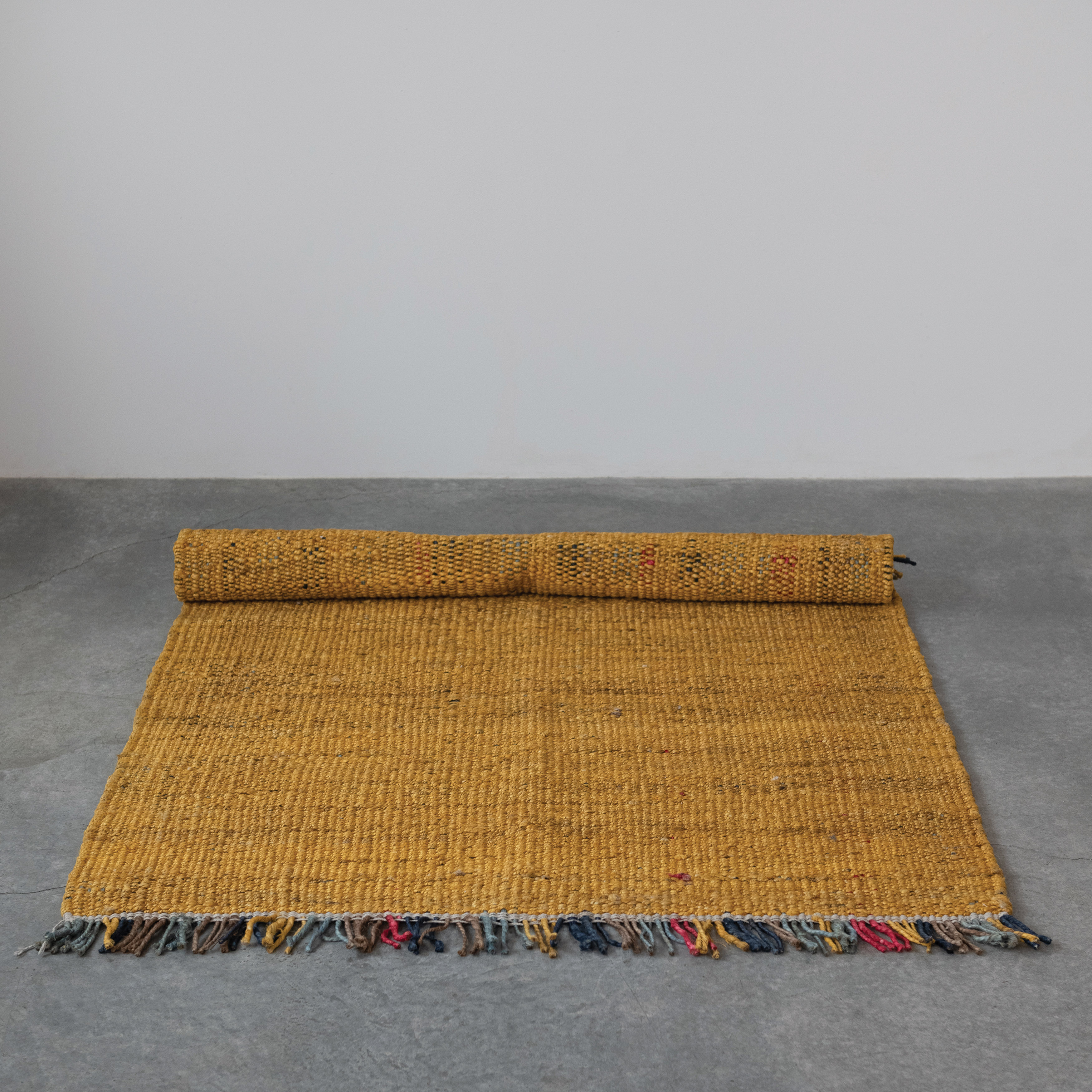 Creative Co-Op Creative Co-Op Woven Jute Rug with Fringe, Multicolor