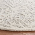 thumbnail image 3 of SAFAVIEH Antiquity Doroteja Oriental Area Rug, Silver/Ivory, 6' x 6' Round, 3 of 8