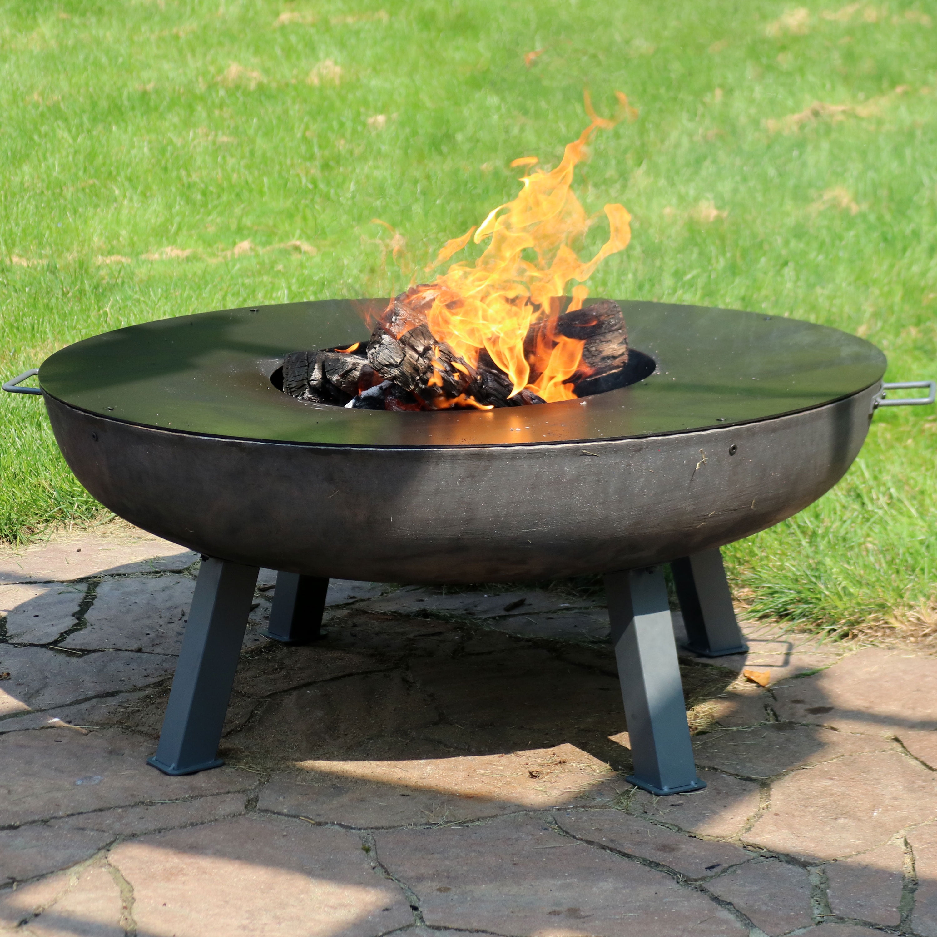Sunnydaze Large Outdoor Fire Pit Bowl, Cast Iron Dish Fire Pit