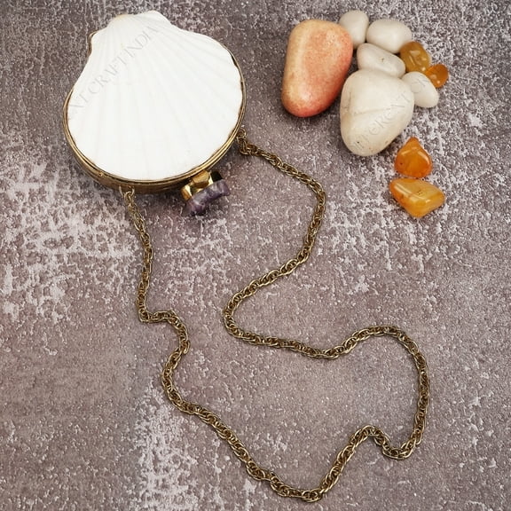 Different Craft India Mini White Scallop Shell Purse with Amethyst Top Knob