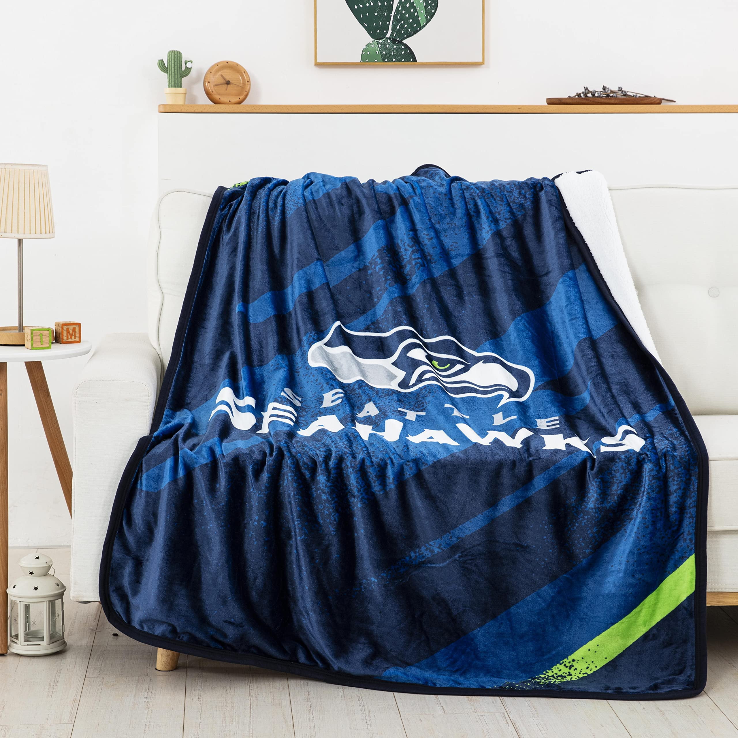 Deadpool Silk Touch Sherpa Throw Blanket - 50x60 Inches, Super Soft, Officially Licensed Marvel Home Decor - View #5
