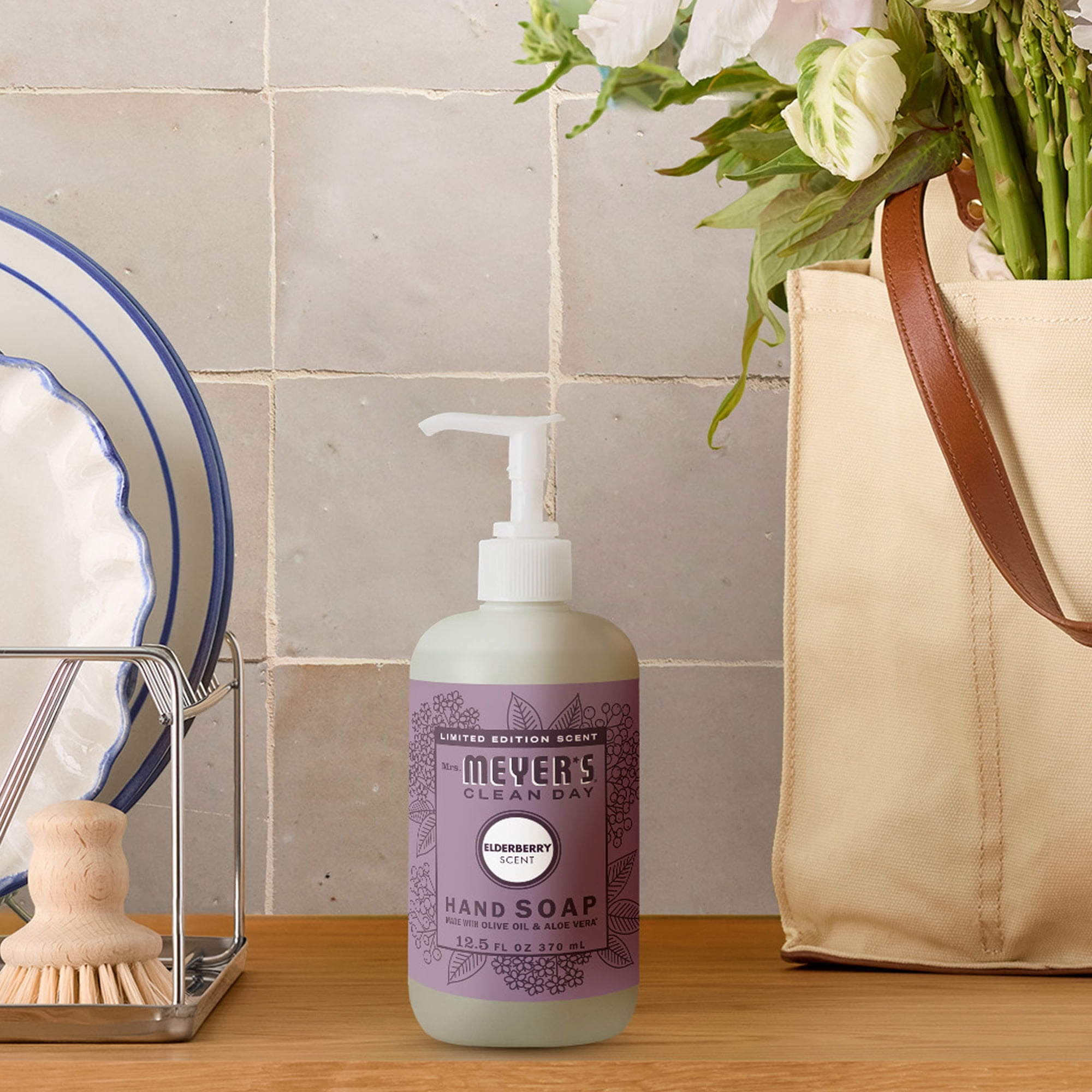 Mrs. Meyer’s Clean Day Hand Soap, Elderberry Scent, 12.5 Fl Oz