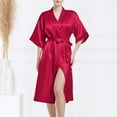 thumbnail image 2 of Bata de novia de satén estilo kimono para mujer: cuello en V, mangas 3/4, largo hasta la rodilla con cinturón, perfecta para los preparativos del día de la boda y para las damas de honor, 2 of 7