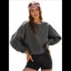thumbnail image 3 of Sudadera Corta para Mujer, Cuello Redondo, Larga, Talla Grande, Otoño-Invierno 2025, Estilo Jersey Holgado. Gris Oscuro L, 3 of 10