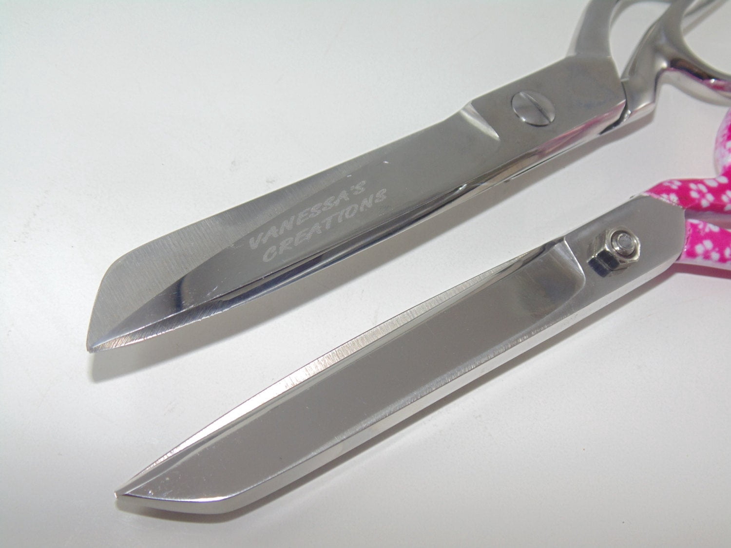 Professional Fabric Scissor 8" (Engravable)