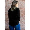 thumbnail image 3 of ABPHQTO Camiseta negra con cuello en V y estampado gráfico de la bandera americana occidental para mujer, 3 of 5