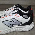 thumbnail image 4 of New Balance Men's Fresh Foam Arishi v4 Running Shoes Size 9.5 White Black Mesh, 4 of 6
