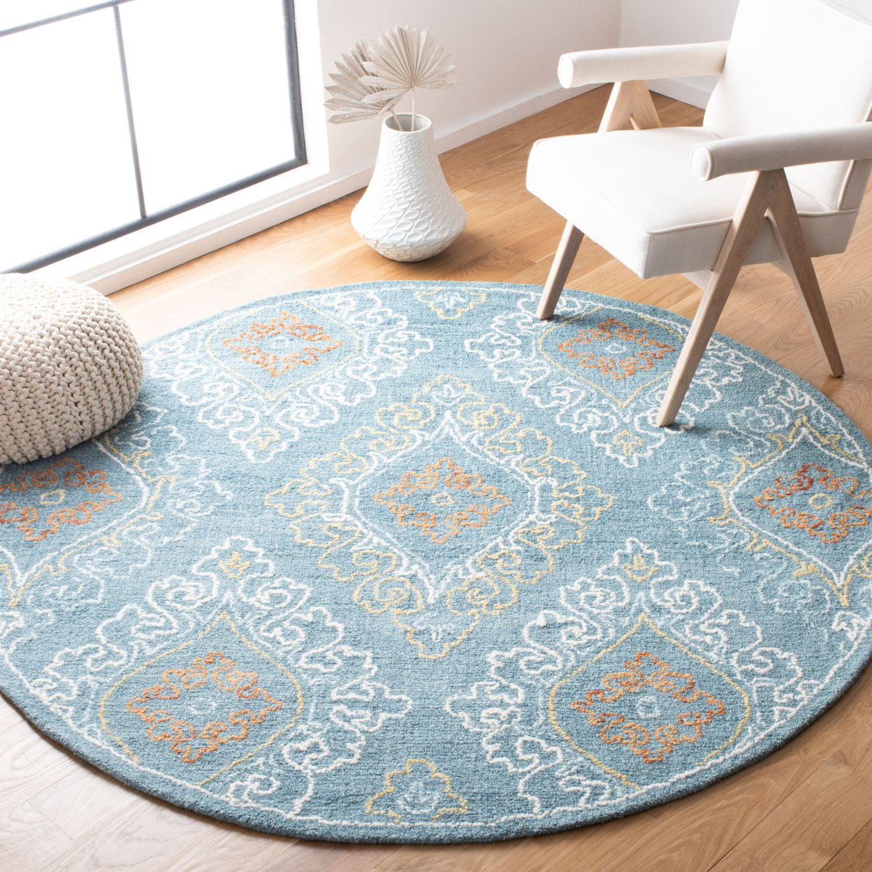 Safavieh  Handmade Blossom Sueann Wool Rug 4' x 6' 4' x 6' Indoor, Handmade Living Room, Bedroom, Dining Room Rectangle