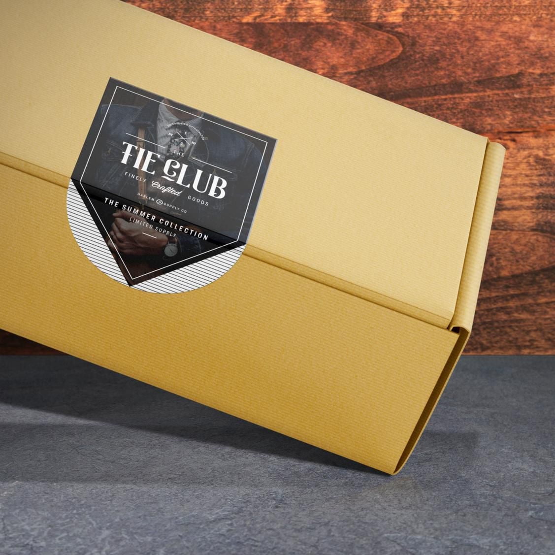 Avery White Arched Wine Bottle Labels, 4¾" x 3½",  for Laser and Inkjet Printers - 22811