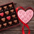 thumbnail image 2 of 4 moldes de silicona con forma de corazón en forma de corazón, moldes antiadherentes para dulces de chocolate, moldes para hornear (rosa) TUNC Sencillez, 2 of 5
