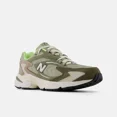 thumbnail image 2 of [ML725UE] New Balance Men's Olivine/Dark Moss *NEW*, 2 of 3