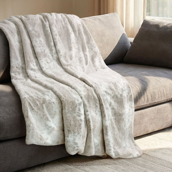 Regal Living Soft Plush Faux Fur Fuzzy Throw, Snow Taupe, 50" x 60"