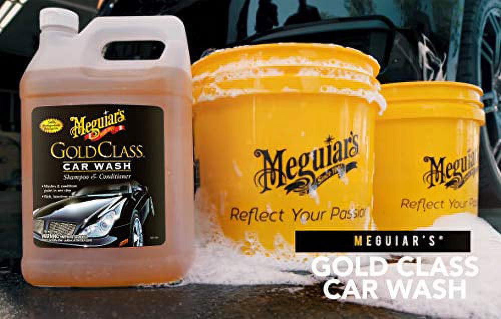 Meguiar's Gold Class Car Wash, Ultra-Rich Car Wash Foam Soap and  Conditioner for Car Cleaning, Car Paint Cleaner to Wash and Condition in  One Easy
