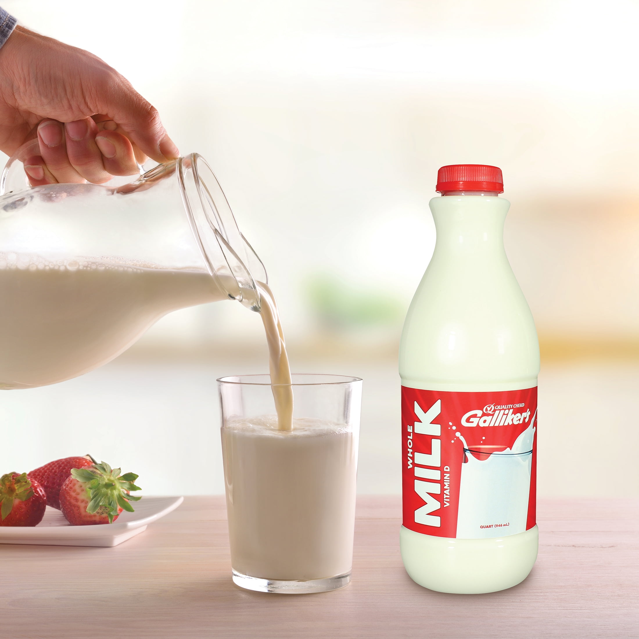 Galliker's Whole Vitamin D Fresh Milk Quart, 32 fl oz Plastic Bottle