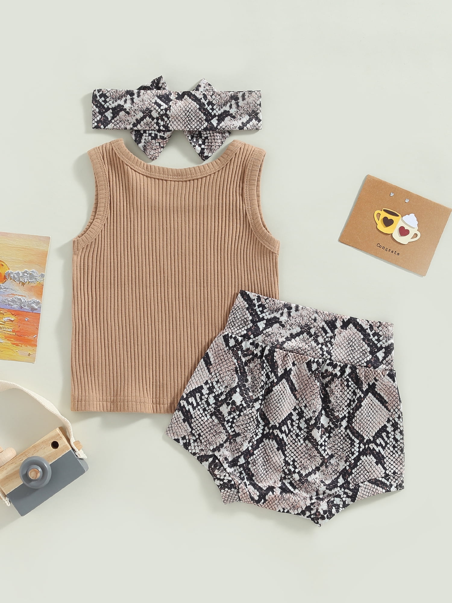 2pcs Kid Girl White Halter Camisole and Snake Skin Print Shorts Set
