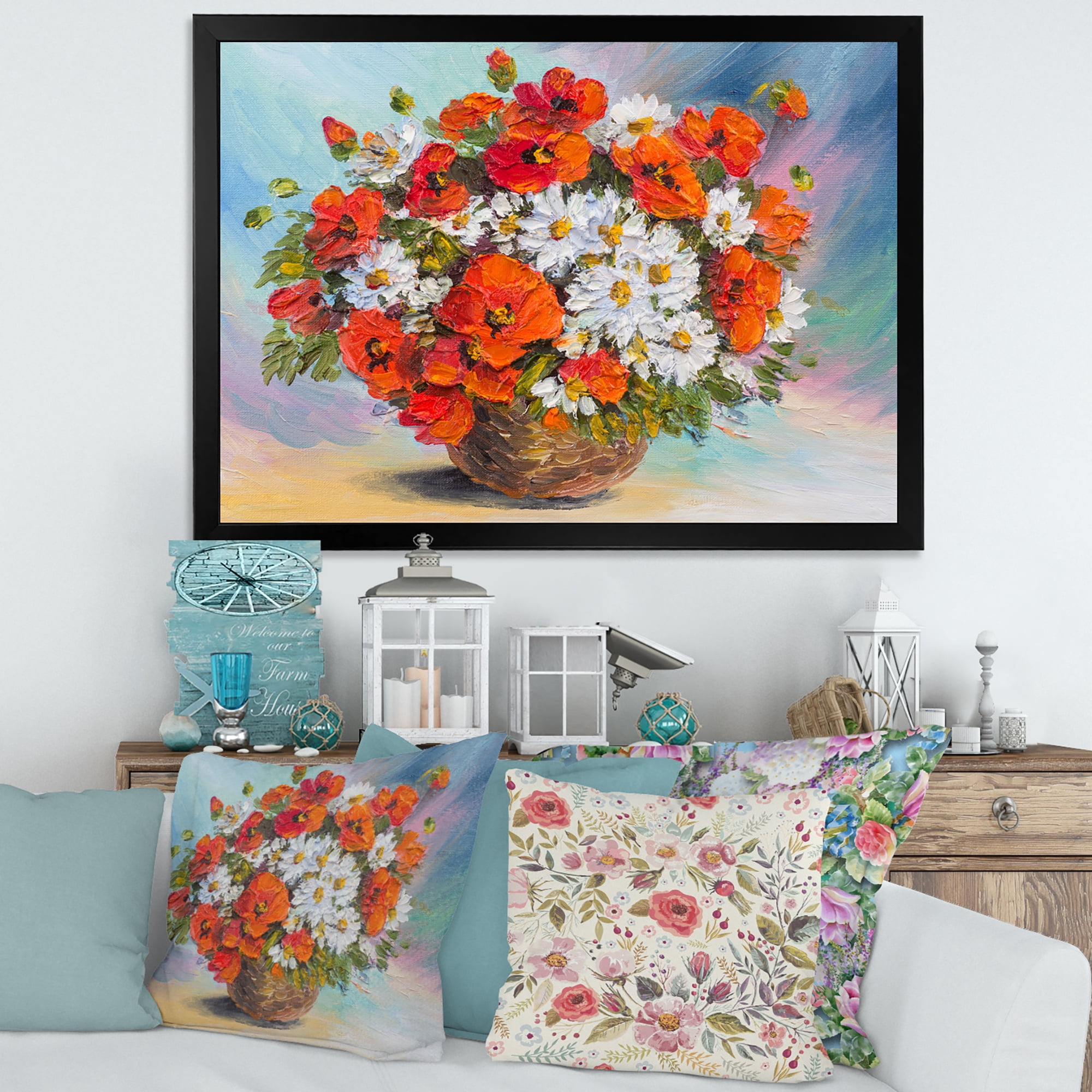 Designart 'Still Life Bouquet Of Daisies and Poppies' Traditional Framed Art Print