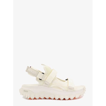 

Moncler Woman Trailgrip Vela Woman White Sandals