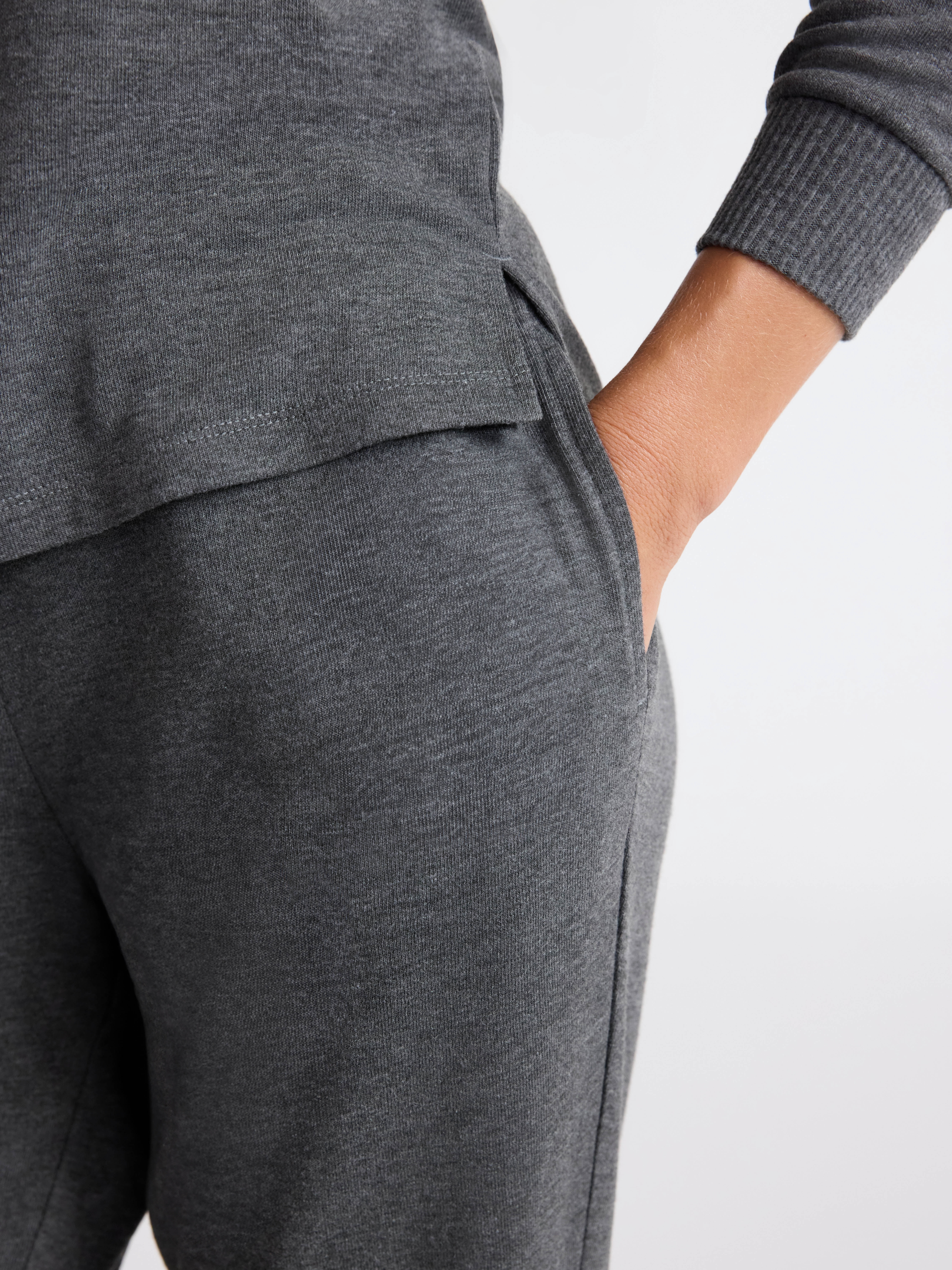 Joyspun Women's Cozy Lounge Collection Hacci Knit Long Sleeve Top and Joggers Pajama Set, Sizes XS-3X