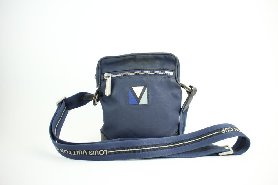 Louis Vuitton Louis Vuitton 07 Lv Cup Solent Messenger Navy Walmart Com Walmart Com Louis Vuitton Louis Vuitton 07 Lv Cup Solent Messenger Navy Walmart Com Walmart Com