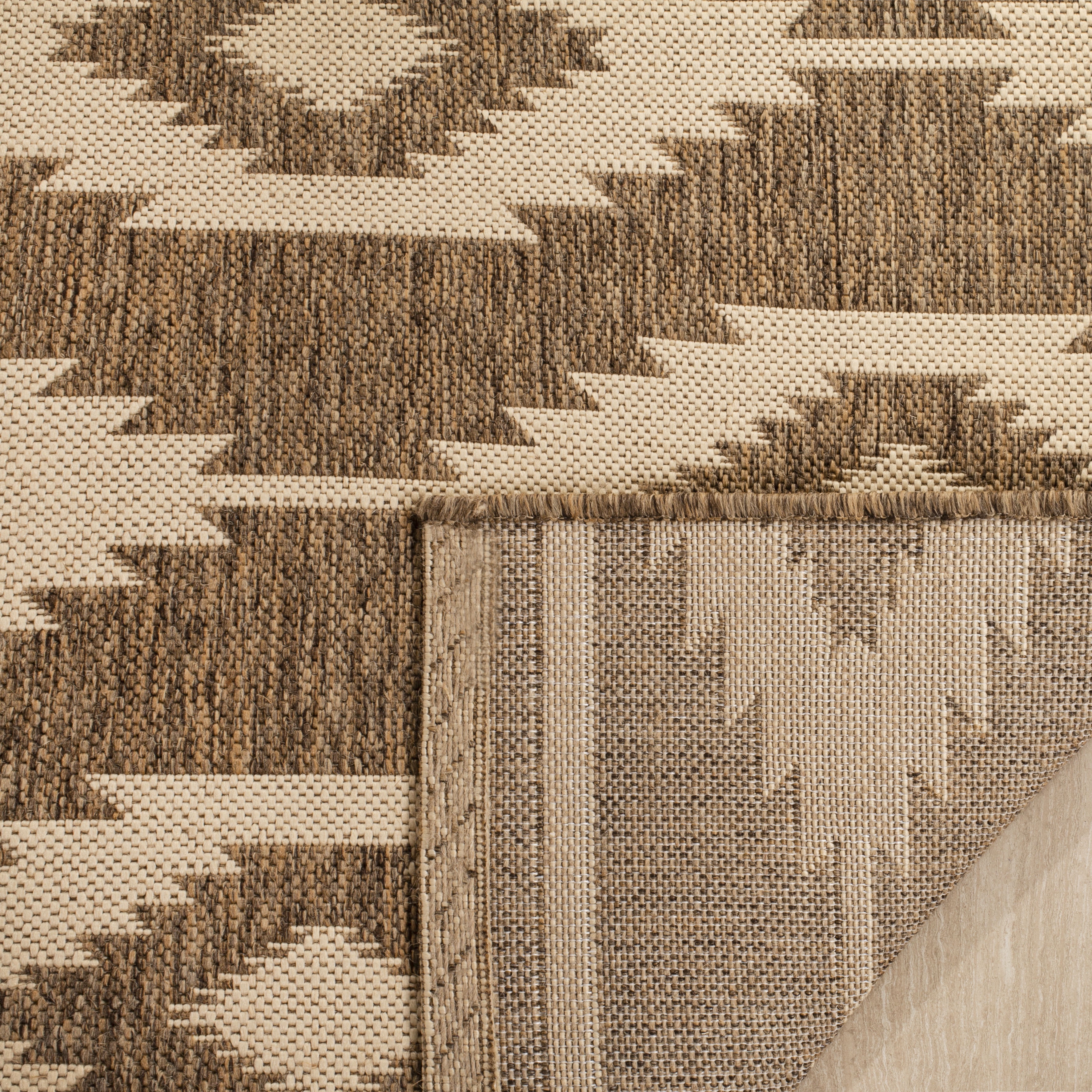 SAFAVIEH Linden Celandine Geometric Area Rug, Cream/Beige, 5'1" x 7'6"