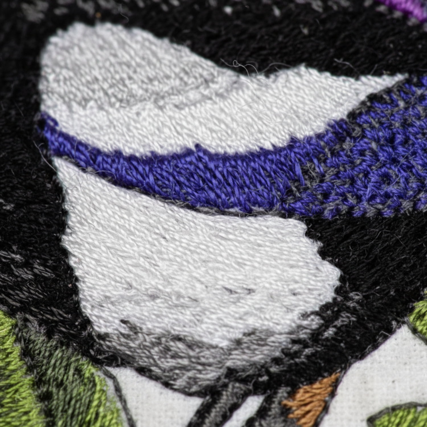 Black Billed Magpie and Lupine Circle Embroidered Iron on Patch [6.3" X 5.9"]