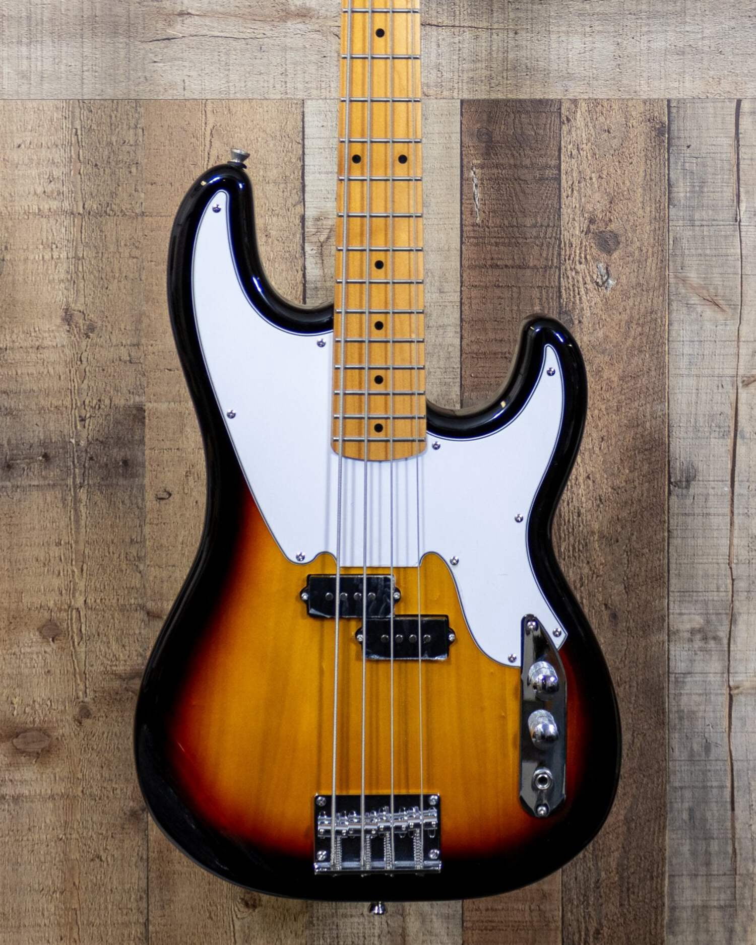 Tagima TW 66-SB-LF/WH Electric Bass Guitar - Sunburst