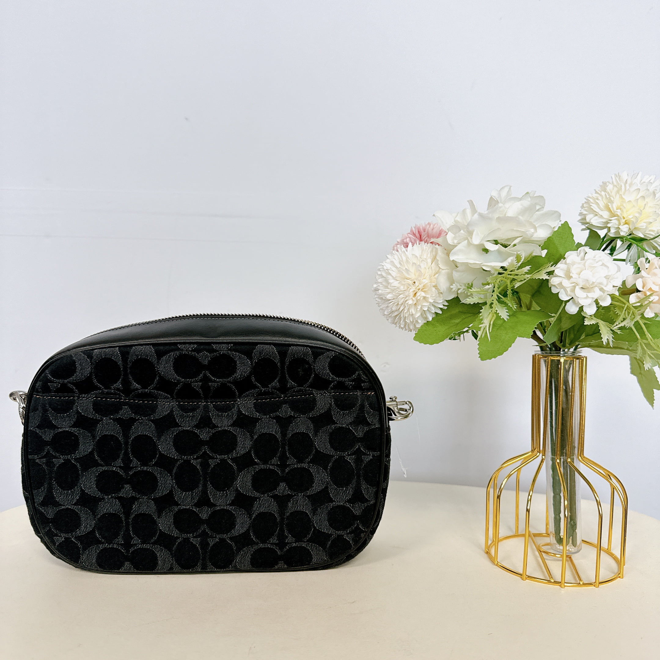 ＊COACH＊かめ＊ Vintage Black Coach Bag ~ Coach Vintage '99 Mimosa Zip Crossbody