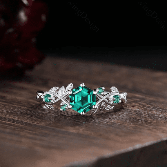 Unique Hexagon Cut Emerald Ring in 925 Sterling Silver - Nature inspried Bridal Engagement Wedding Ring - May Birthstone