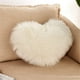 thumbnail image 3 of Funda de cojín Bilqis con forma de corazón, de felpa, 157 x 196 pulgadas, para sofá o cama, ideal como regalo de San Valentín., 3 of 4