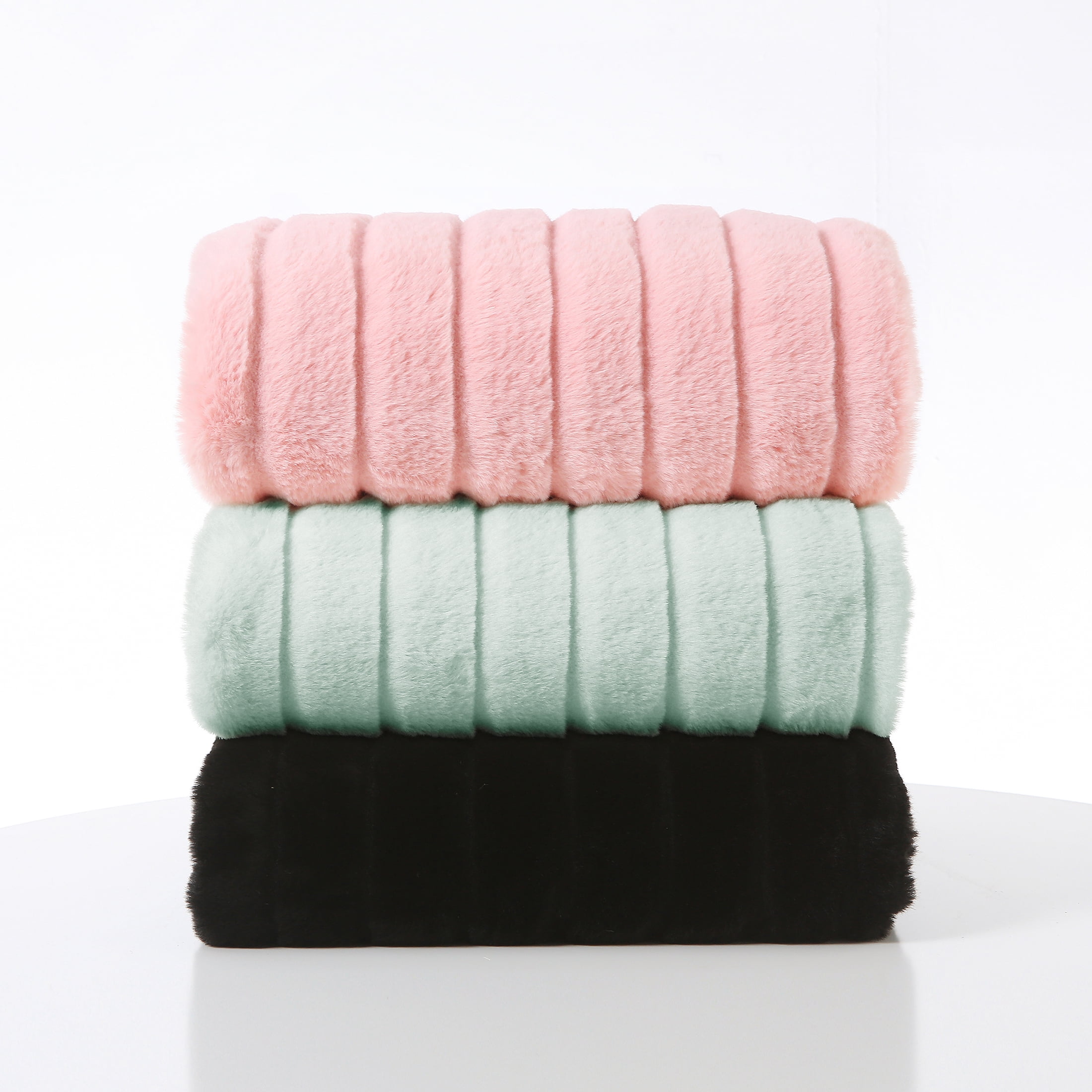 Mainstays Mint Stripe Faux Fur Throw, 50" x 60", Adult/Teen
